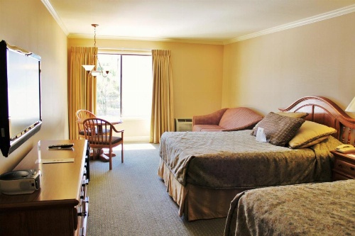 Columbus Inn image 11