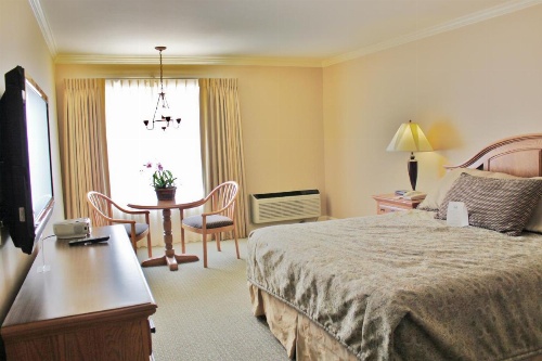 Columbus Inn image 7